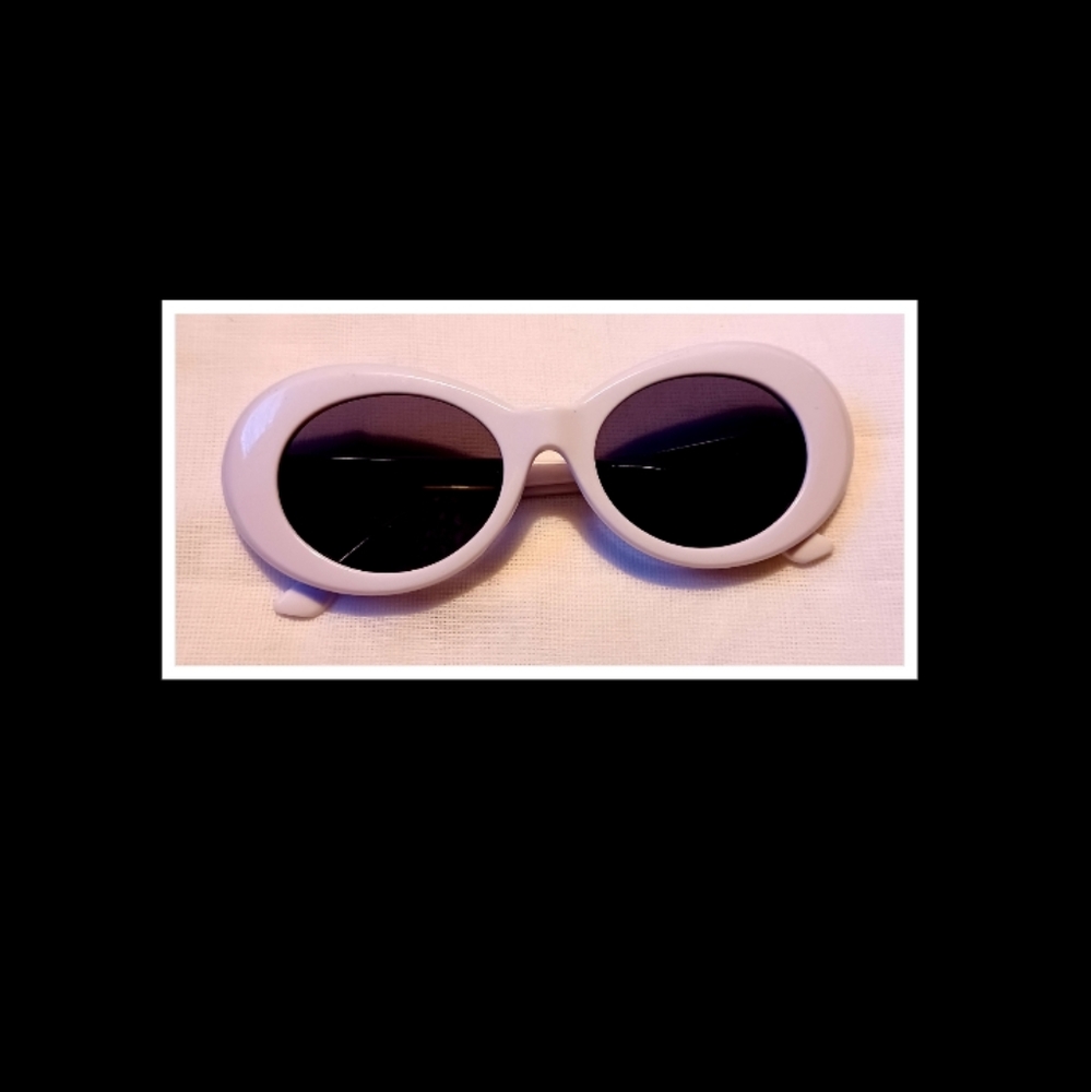 Vintage style white sunglasses